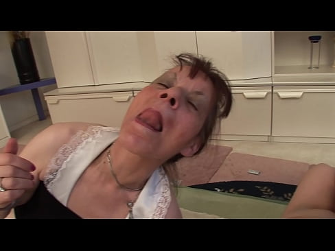 ❤️ Due nonne e un nonno fanno una cosa a tre ❤❌ Video di sessoal it.analpics.ru ❌❤